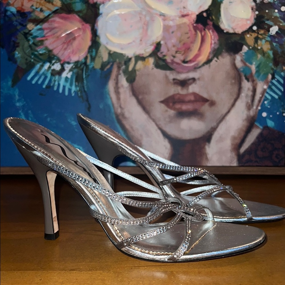 Silver Heels w/Rhinestones